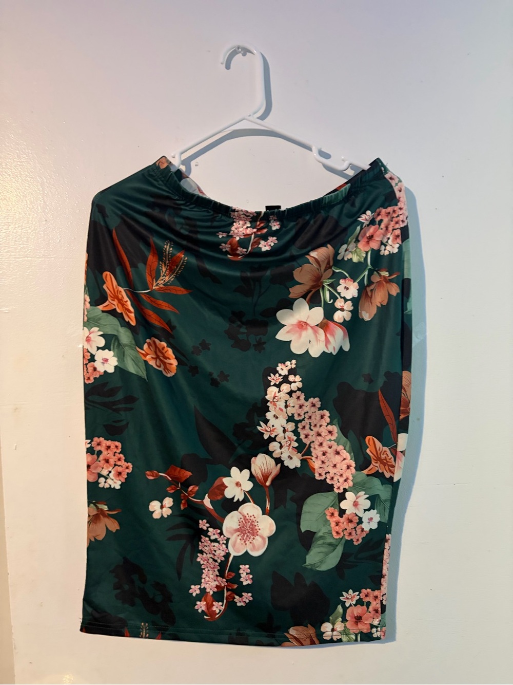 SHEIN Dark Green Floral Pencil Skirt